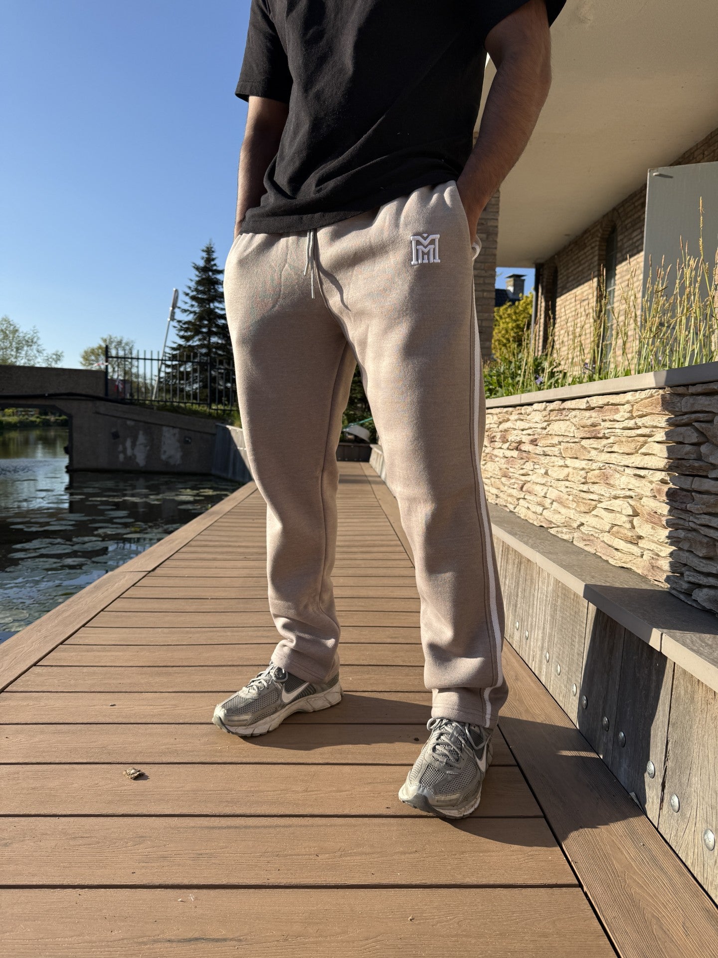 Sweatpants taupe/navy